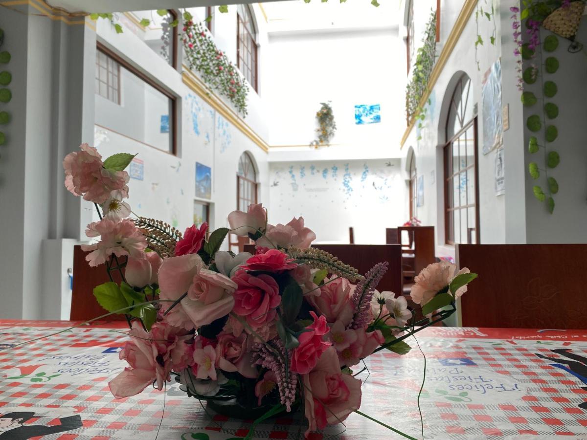 Hostal Arauco โอตาวาโล ภายนอก รูปภาพ