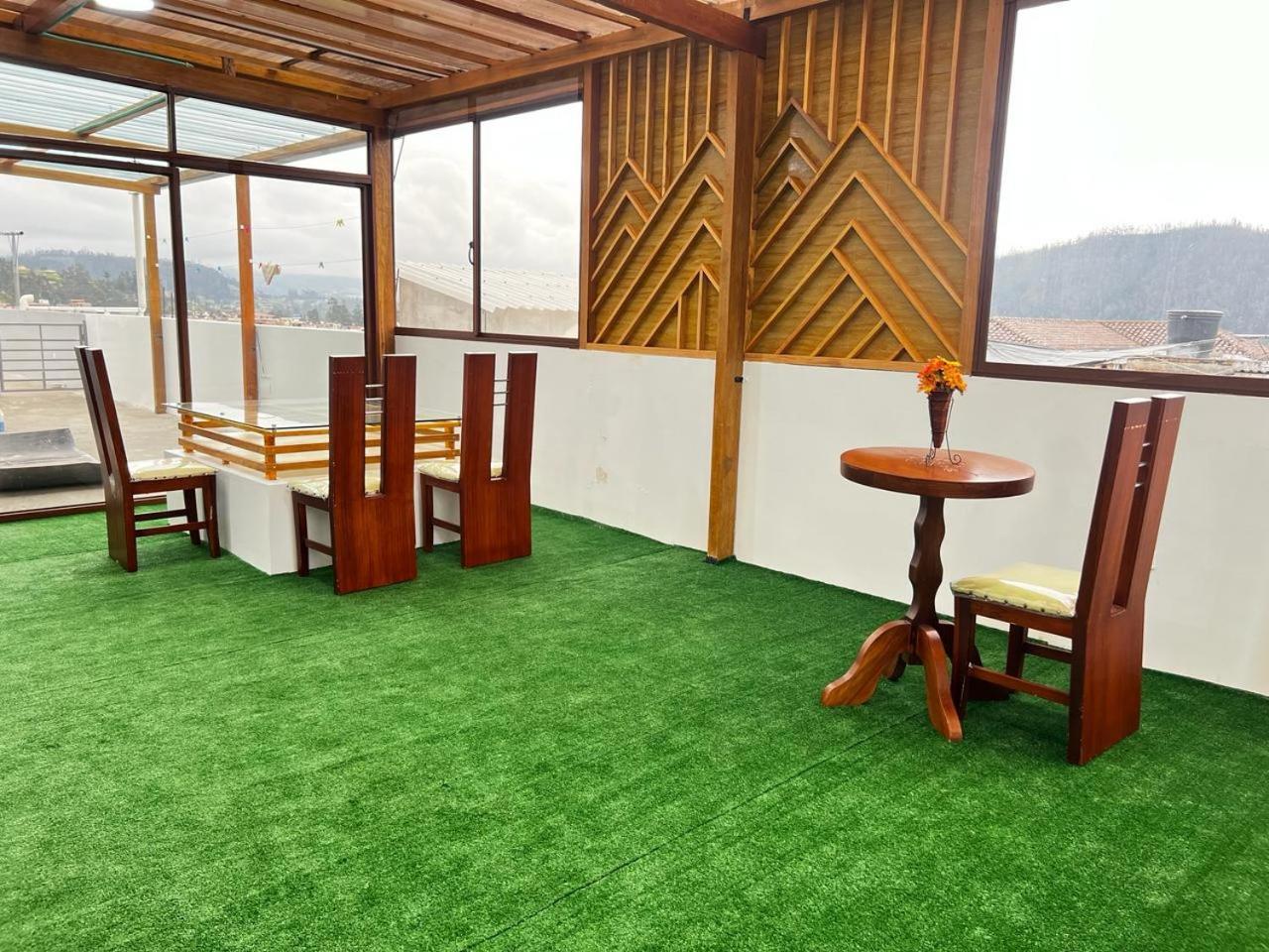 Hostal Arauco โอตาวาโล ภายนอก รูปภาพ